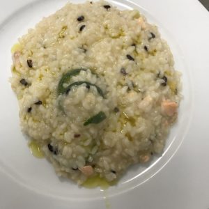 Risotto con salmone e zucchine