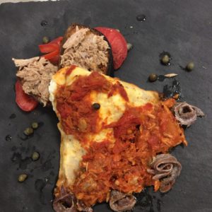 Crepes con tonno e acciughe