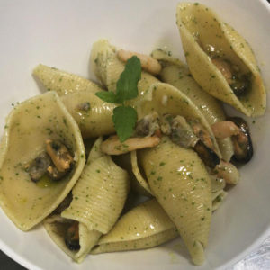 Insalata di pasta ai frutti di mare